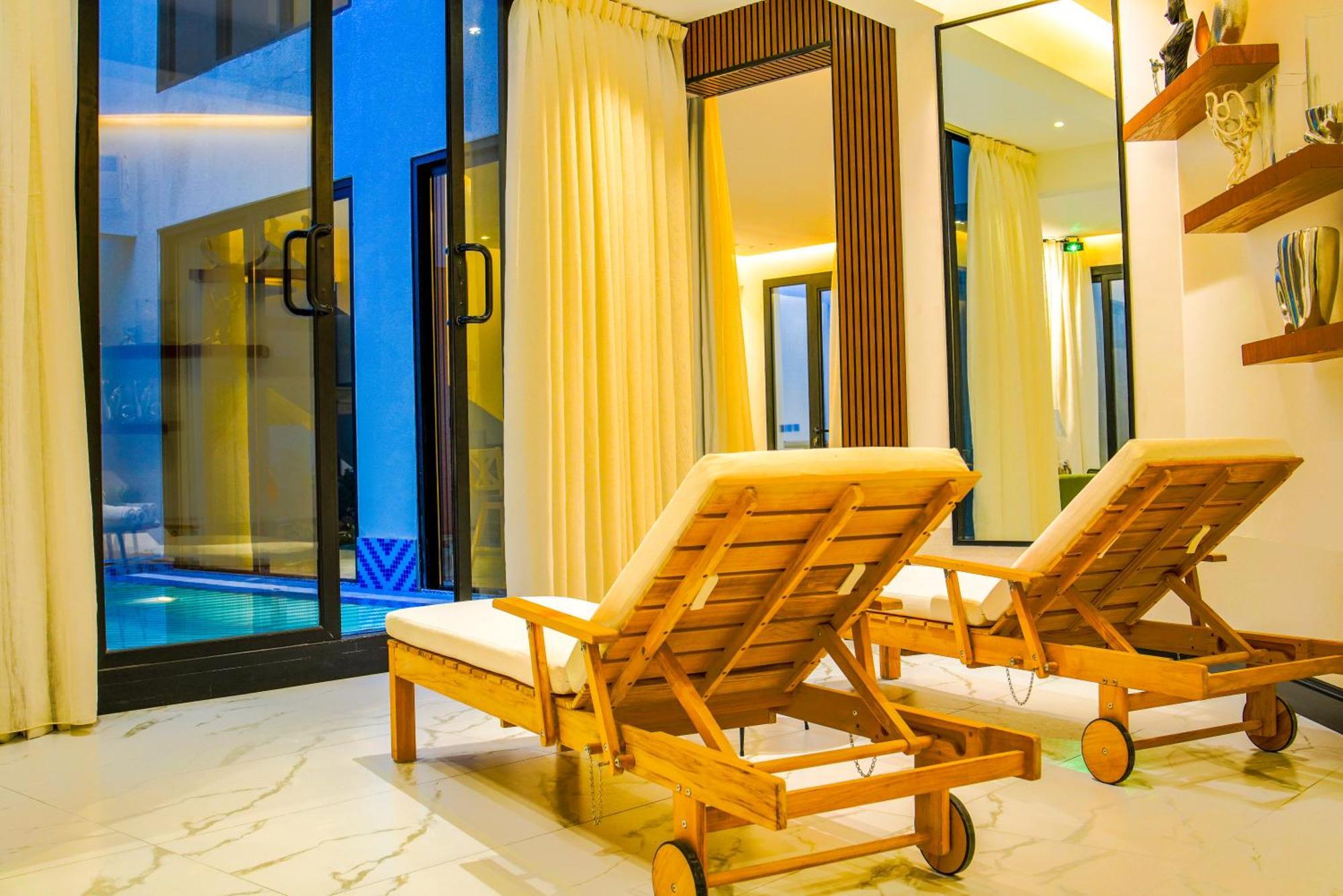 Resort The Land
